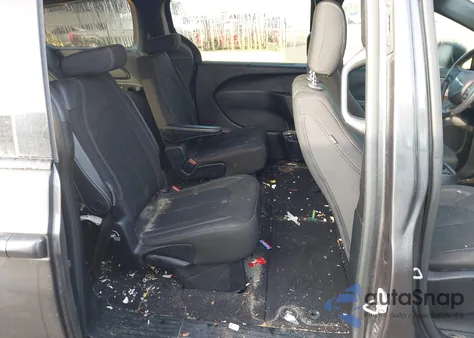 2018 Chrysler Pacifica Touring Plus z USA, uszkodzony, nr VIN 2C4RC1FG5JR316719